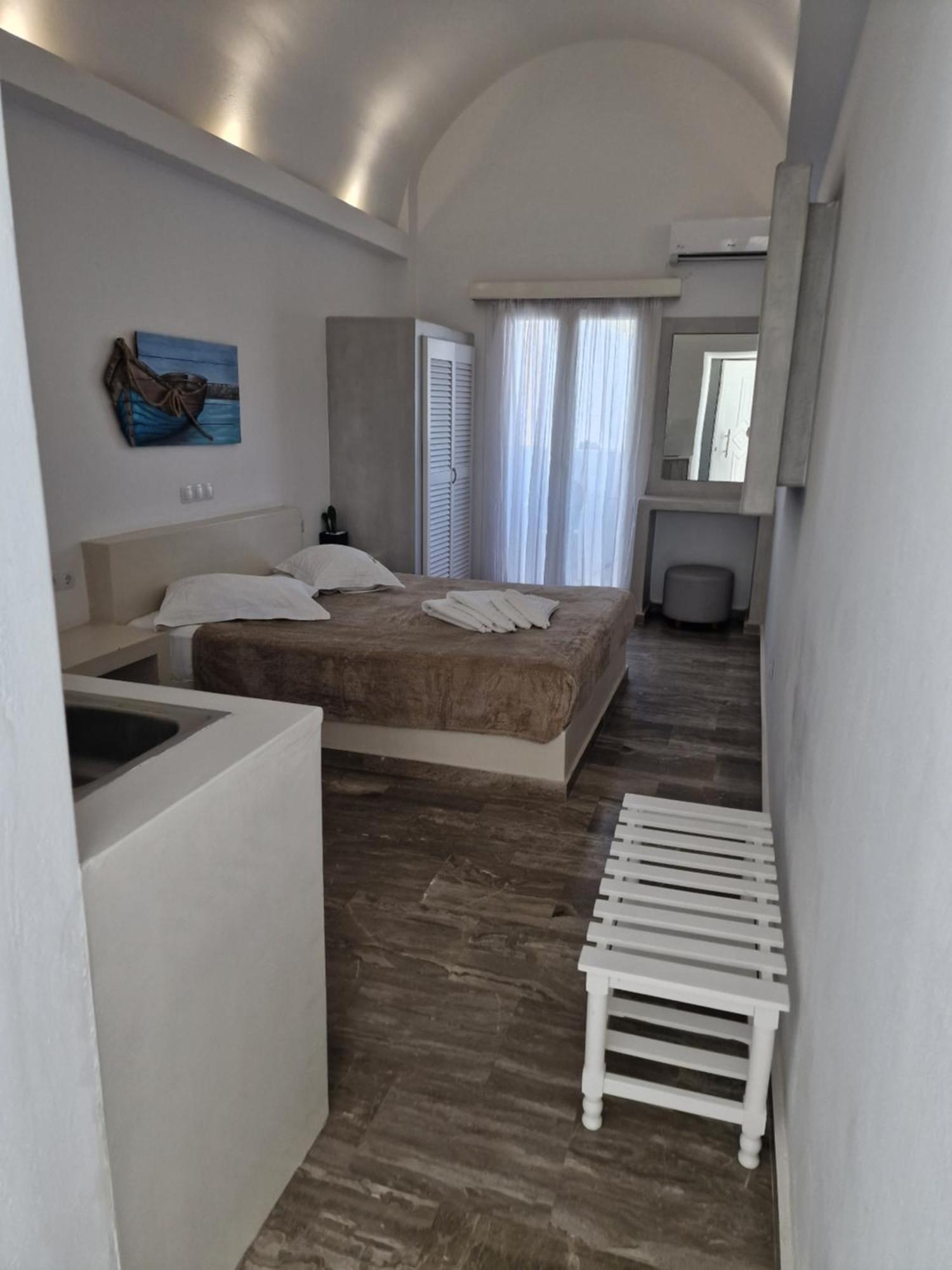 Argiris * Kamári